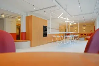 Wallonia US Gate, un centre d'entreprises qui offre 450 m² de bureaux à la location - Bastogne